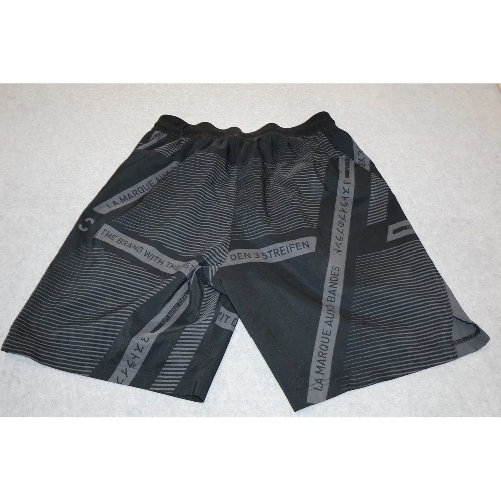 Adidas Shorts Mens Large Black Gray Graphic Print Zip Pocket Gym Workout